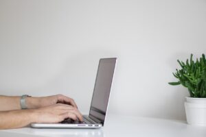 cara mengatasi virus pada laptop